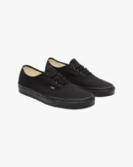 Black Vans Off The World