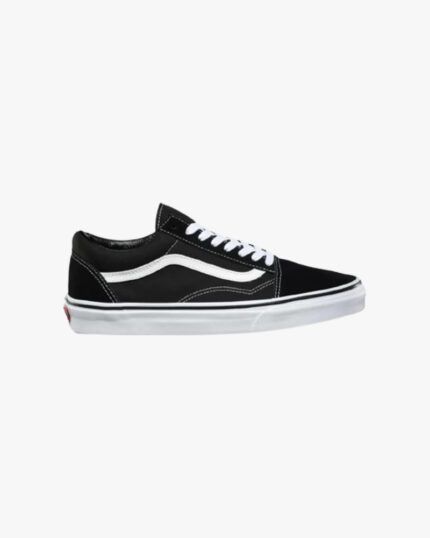 Black and White Skater Vans Rubber Shoes