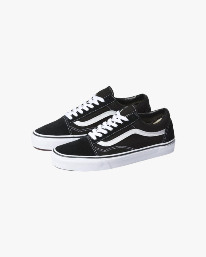Black and White Skater Vans Rubber Shoes